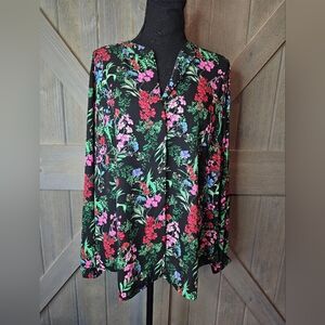 Joan Rivers Floral Blouse sz Medium